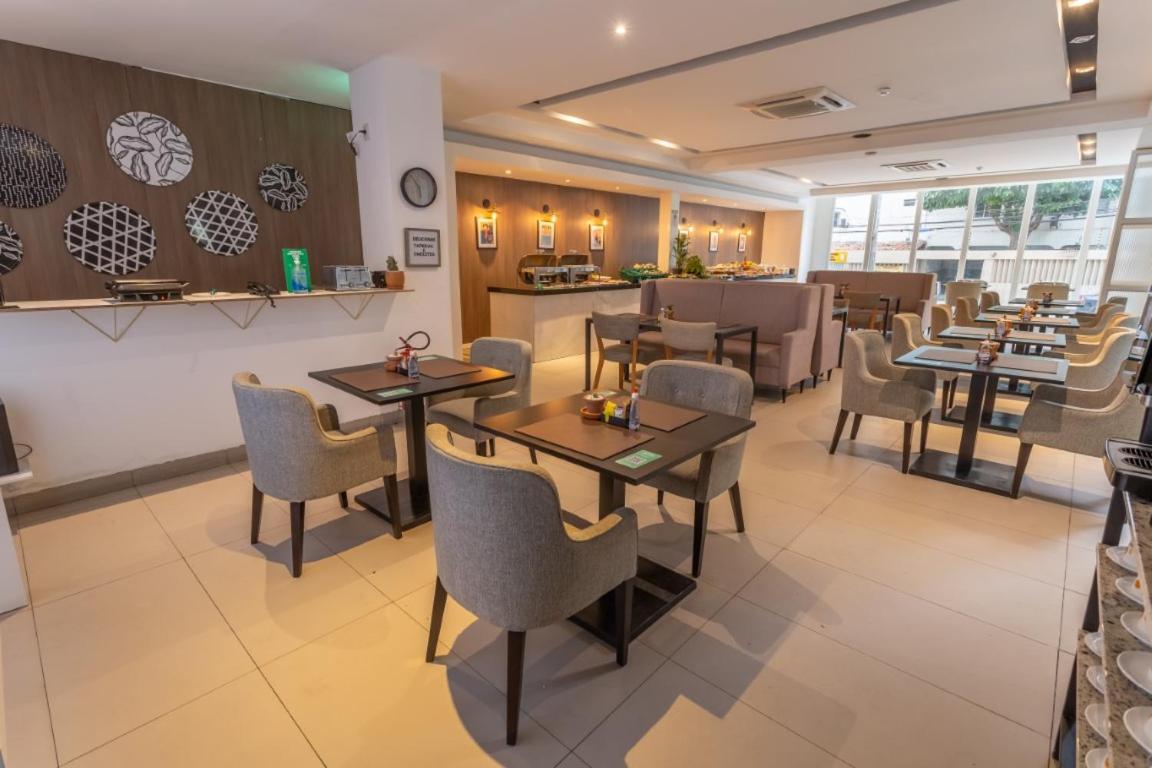 Ecco Hotel Fortaleza Bagian luar foto