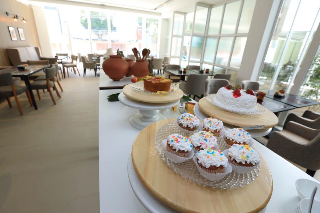 Ecco Hotel Fortaleza Bagian luar foto